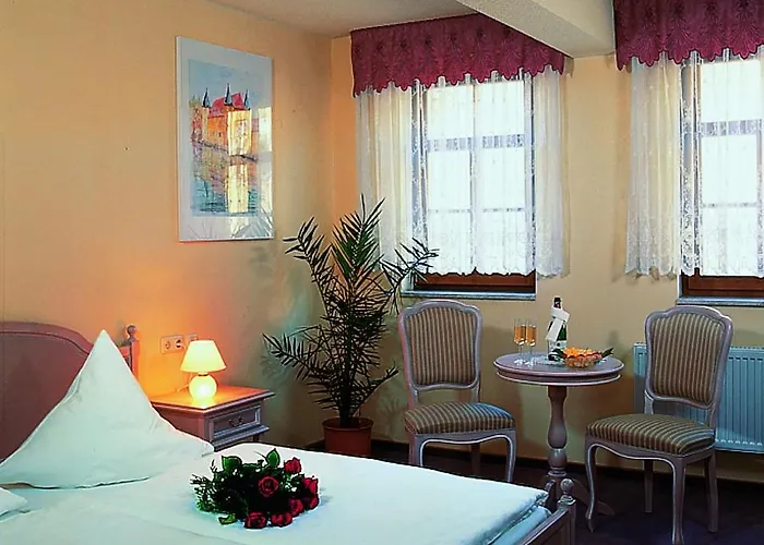 Hotel Garni Zum Stadttor 3*