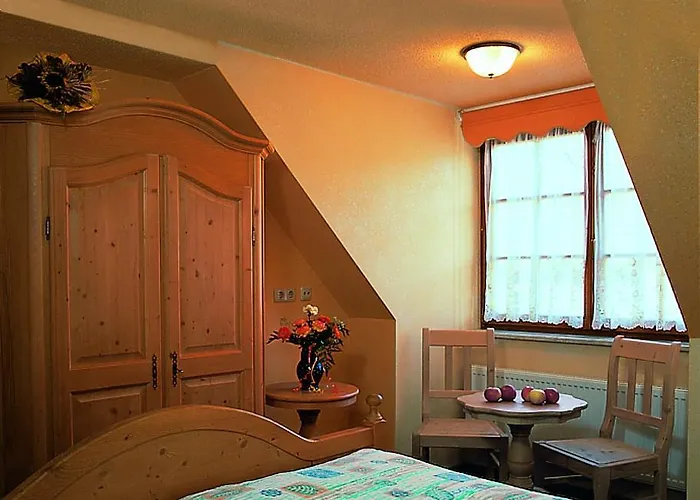 Hotel Garni Zum Stadttor 3*